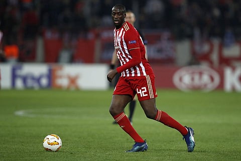 الإيفواري يايا توريه ينهي مسيرته الرياضية ويبدأ أولى خطواته مدربًا