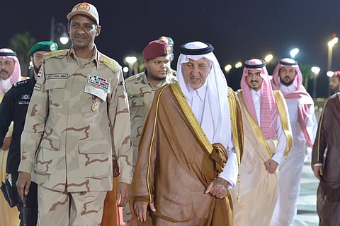 نائب رئيس المجلس الانتقالي السوداني يصل مطار جدة