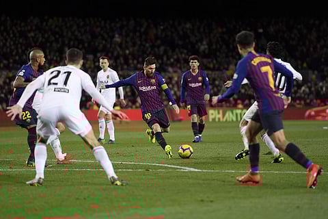 اليوم.. برشلونة يواجه فالنسيا بحثًا عن خماسية تاريخية بكأس إسبانيا