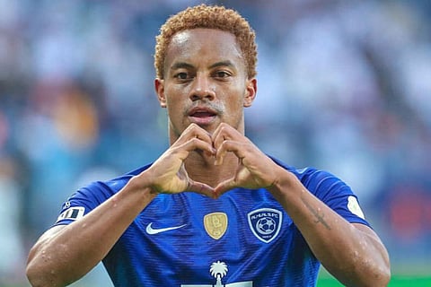 بيراميدز يستعد لخطف كاريلو من الهلال والنصر