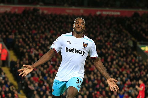 الاتحاد يستهدف ضم جناح ويستهام الإنجليزي