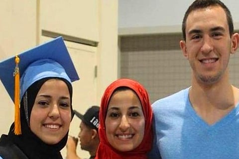 والدة قتيل «حادث تشابل هيل» تفقد الوعي بسبب اللقطة الصادمة