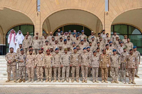 «قيادة القوات المشتركة للتحالف» تنظم ورشة عمل في القانون الدولي والنزاع المسلح