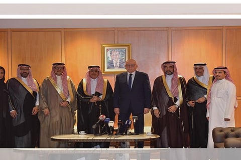 وفد مجلس الشورى يصل بيروت في زيارة رسمية للبنان