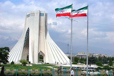 إيران تقر بمعاناة اقتصادها: الركود تخطى التوقعات