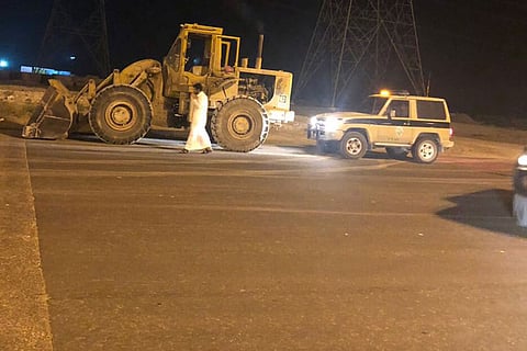 «المجاهدين» تضبط مخالفين يقومون بتجريف الأراضي ونهل الرمال بالشرقية