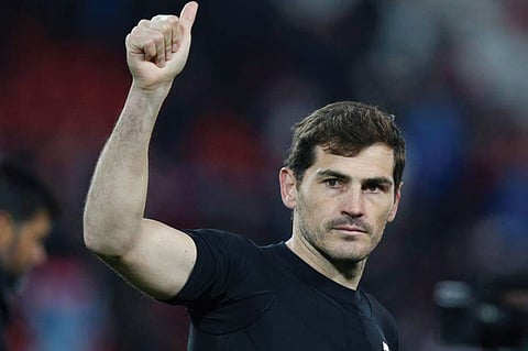 كاسياس ينفي اعتزاله بالمشاركة في تحضيرات بورتو للموسم الجديد