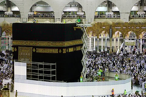 انتهاء أعمال الصيانة الدورية للكعبة المشرفة غدًا