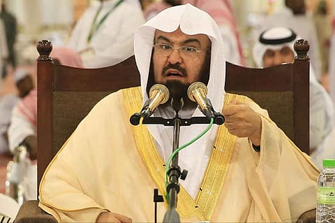 السديس يرفع الشكر للقيادة بمناسبة انتهاء أعمال صيانة الكعبة المشرفة