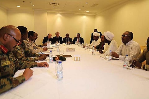 تأجيل اجتماع المجلس العسكري الانتقالي و«قوى التغيير» بالسودان للتشاور