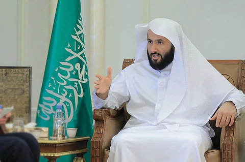 وزير العدل يُعدِّد لـ«وفد أذربيجاني» مزايا النظام القضائي السعودي