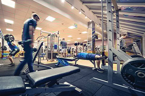 خبراء: حالة قلبك تحد من الموت في الصالات الرياضية