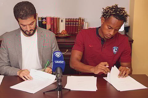 رسميًا.. كاريو في الهلال لمدة 4 سنوات