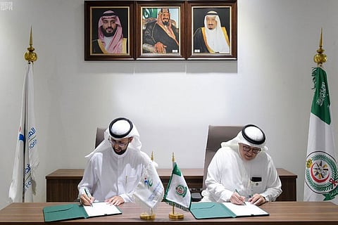 «الغذاء والدواء» توقع مذكرة تعاون مع القوات المسلحة لضمان جودة المنتجات الطبية