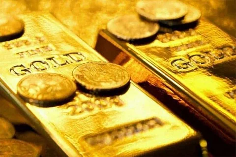 أسعار الذهب تصعد فوق 1420 دولارًا للأوقية.. والدولار يحجم المكاسب