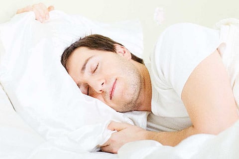 10 نصائح لنوم هادئ خلال موجات الطقس الحار