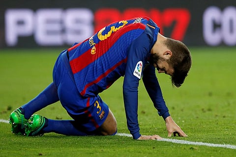 الإصابة تحرم برشلونة من مجهودات بيكيه أمام فيسيل كوبي