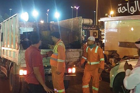 بالصور.. حملة على البسطات العشوائية وعربات «فود ترك» مخالفة بمواقع الطائف السياحية