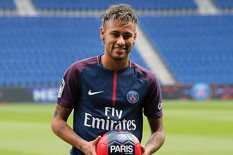 «سان جيرمان» يخفض سعر نيمار ويفتح الباب لرحيله