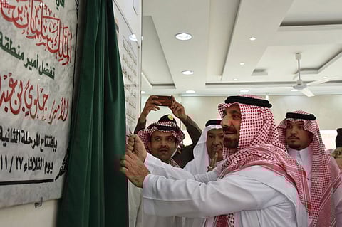 بالصور.. أمير نجران يدشن المرحلة الثانية لمدينة الحجاج في الوديعة