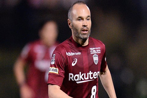 إنييستا يقدم رأيًا صادمًا في عودة نيمار إلى برشلونة