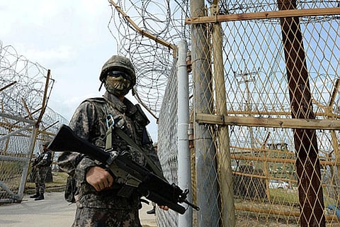 عسكري كوري شمالي ينشق ويهرب عبر الحدود ليحتمي بـ«سيول»