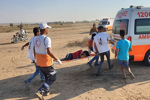 إصابة 49 فلسطينيًّا في مواجهات مع جيش الاحتلال شرق قطاع غزة