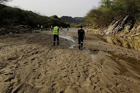 العثور على أحد أفراد العائلة المفقودة في سيل وادي مسلة بأحد المسارحة