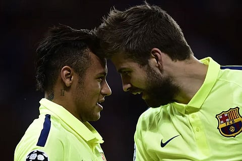 بيكيه يطالب نيمار بتوضيح موقفه من العودة لبرشلونة