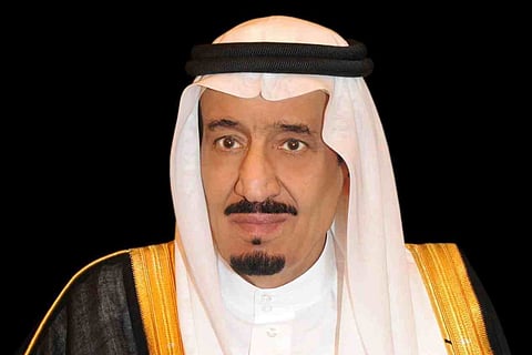 ولي عهد أبو ظبي يهنئ خادم الحرمين بقرب حلول عيد الأضحى