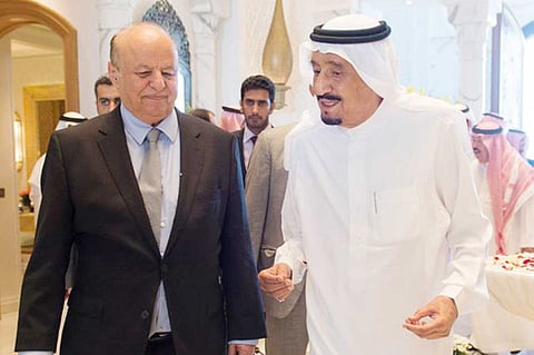 خادم الحرمين يلتقي الرئيس عبدربه منصور هادي في قصر منى