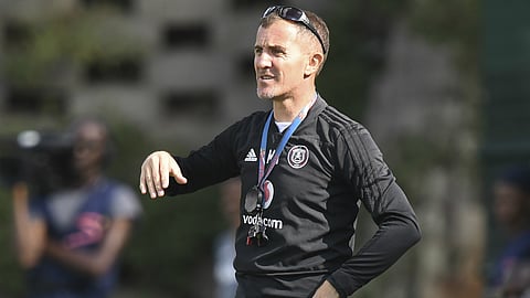 مرتضى منصور يقدم ميتشو لجماهير الزمالك ويتحدث عن «مأساته» مع جروس