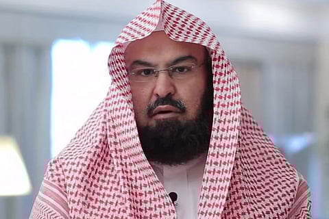 السديس يوجّه بتحسين مستوى عشرات المنسوبين برئاسة شؤون الحرمين