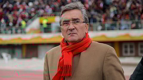 بالأسماء.. التشكيل الرسمي لفريقي الأهلي والعدالة