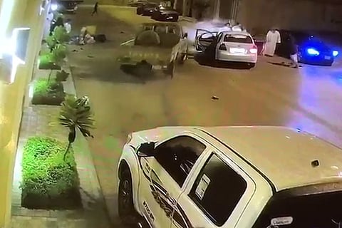 «شرطة الرياض» تكشف تفاصيل مقطع المشاجرة بالمركبات وتطيح بسبعة مواطنين