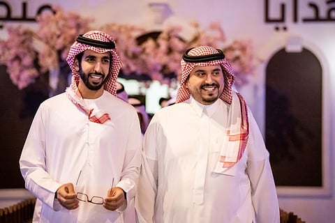 بالصور.. سفير الإمارات: مهرجان ولي العهد للهجن رفع سقف التوقعات لجميع السباقات بالمنطقة