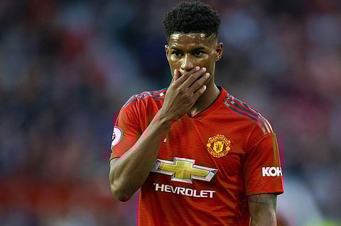 تزايد المطالب بالتصدي للعنصرية في ملاعب كرة القدم