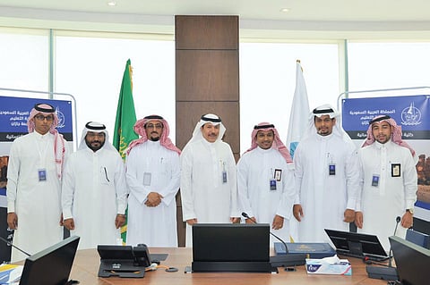 بالصور.. مدير جامعة جازان يدشن المسح الميداني لموسوعة الآثار بالمنطقة