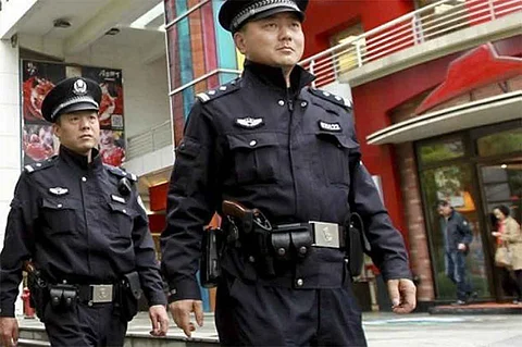 هونج كونج تعتقل 3 نشطاء بارزين قبيل تظاهرة كبرى الأسبوع المقبل