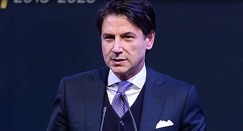 «كونتي» سعيد بحوار «الخمس نجوم».. ويعد بحكومة إيطالية جديدة الأربعاء