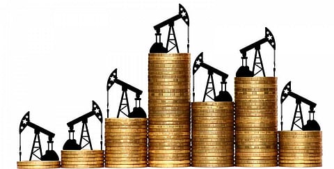 النفط يكسر حاجز الـ59 دولارًا وسط مخاوف من تراجع النمو العالمي