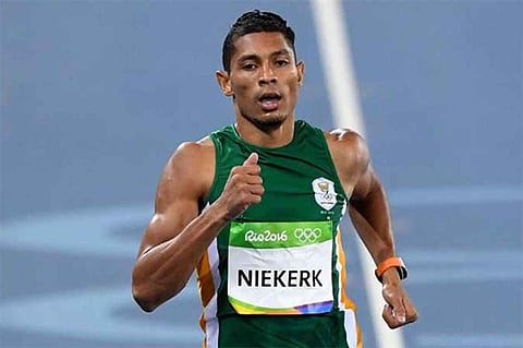 العدّاء الجنوب إفريقي «نيكريك» ينسحب من بطولة العالم لألعاب القوى بالدوحة