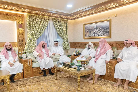 السديس: توجيهات بـ«شؤون أئمة ومؤذني المسجد الحرام»