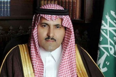 السفير آل جابر: السعودية والإمارات تمثلان الركيزة الأساسية لإنهاء الأزمة اليمنية
