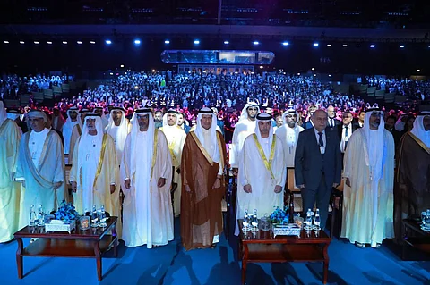 بالصور.. وزير الطاقة يشارك في افتتاح مؤتمر أبوظبي