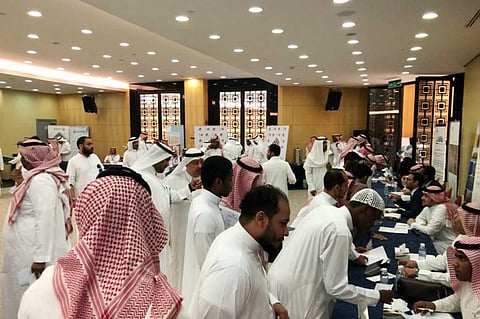 «طاقات» توفر 140 وظيفة شاغرة بالقطاع الخاص لحملة الثانوية