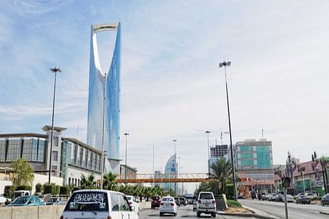 الحصيني: تحسُّن الطقس بمعظم مناطق المملكة ليلتي الجمعة والسبت