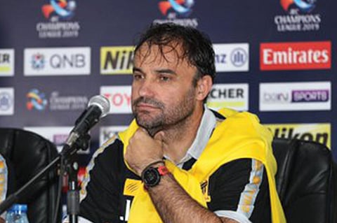 مدرب الإتحاد: لقاء ضمك حادث عابر.. وسنفوز على الهلال