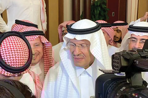 وزير الطاقة: أرامكو لديها قدرة مخزونية كبيرة ساهمت في تجاوز الأزمة