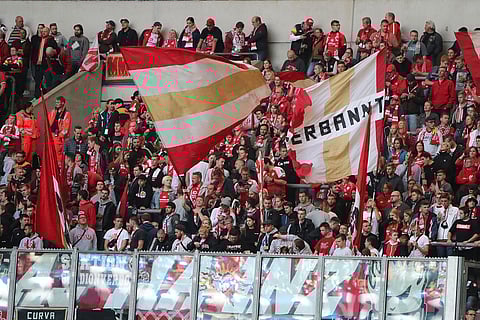 ماينز مهدد بغرامة 180 ألف يورو بسبب «الشماريخ»